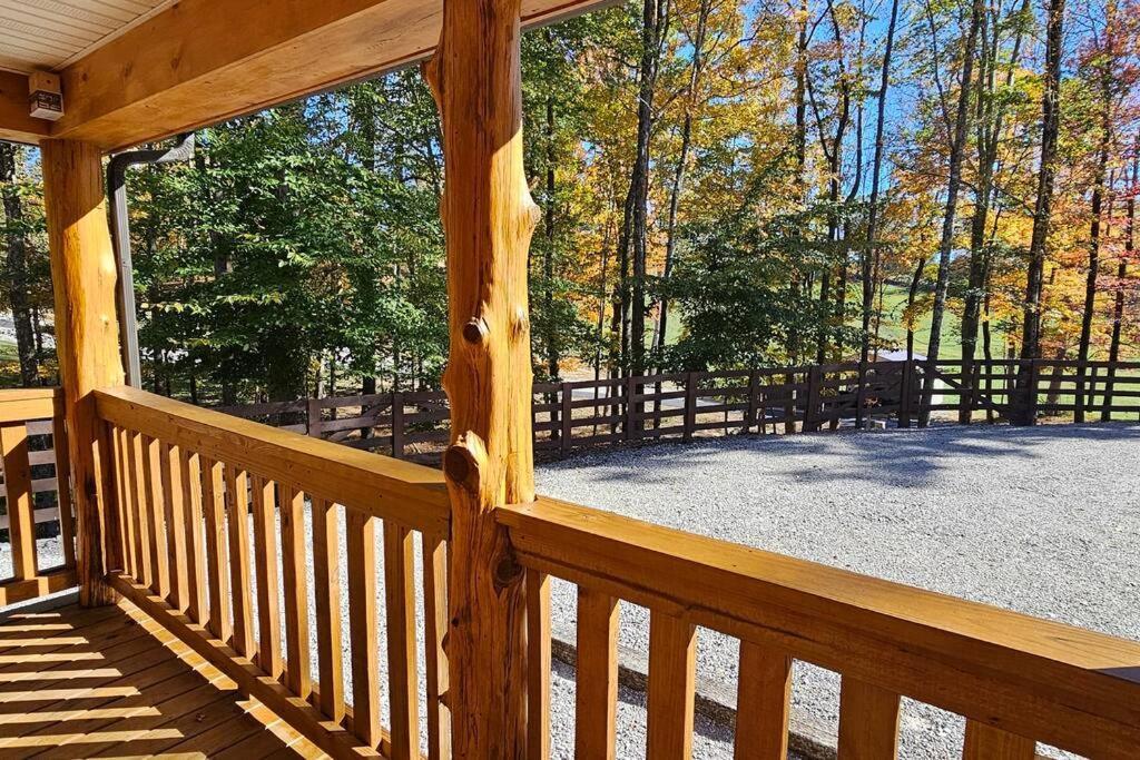 Villa Sugar Bear Cabin With Boat Parking 5 Mins To State Park & Golf à Burkesville Extérieur photo